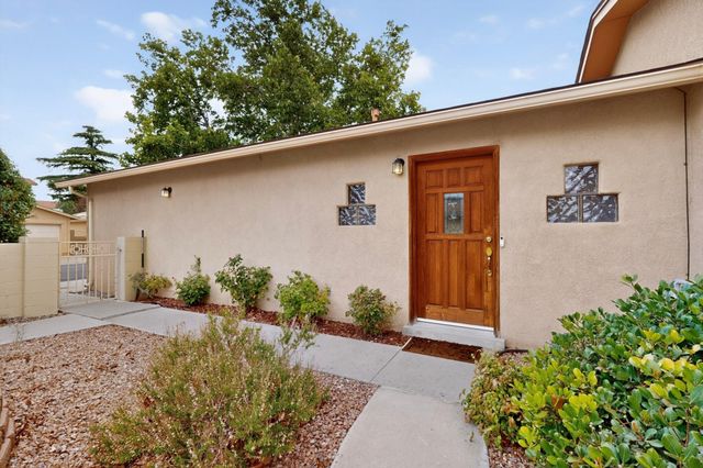 10812 Lagrange Park Drive NE, Albuquerque, NM 87123