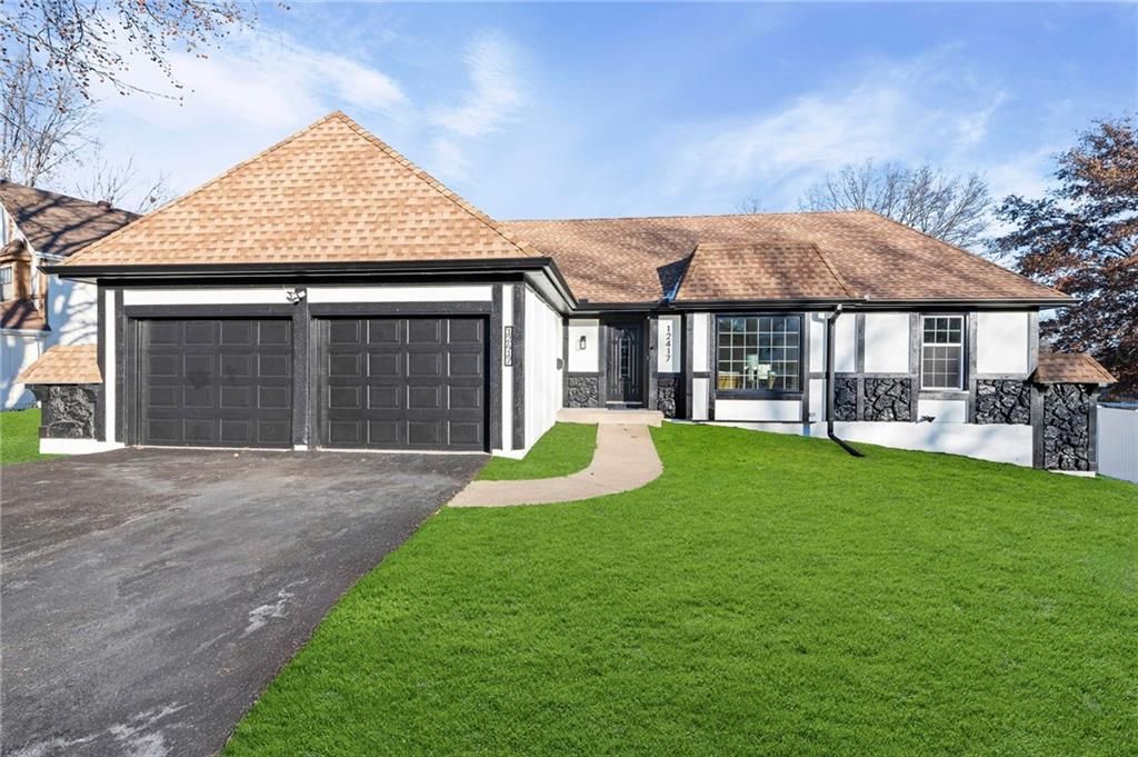 12417 Newton Court, Grandview, MO 64030