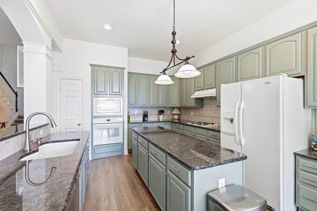 3264 Paddock Circle, Flower Mound, TX 75022