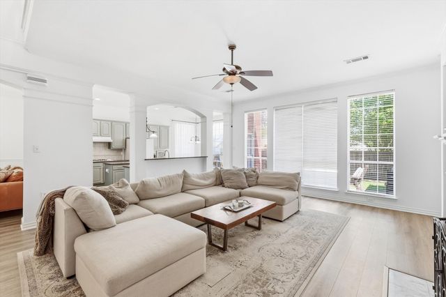 3264 Paddock Circle, Flower Mound, TX 75022