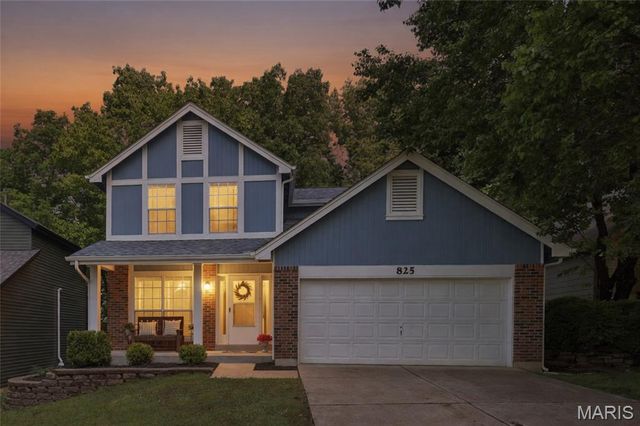 825 Ginger Wood Court, Ballwin, MO 63021