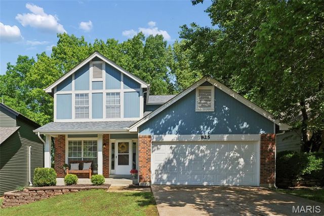 825 Ginger Wood Court, Ballwin, MO 63021