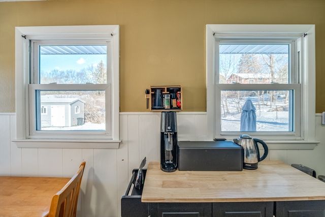 147 Sheehan Drive, Holyoke, MA 01040