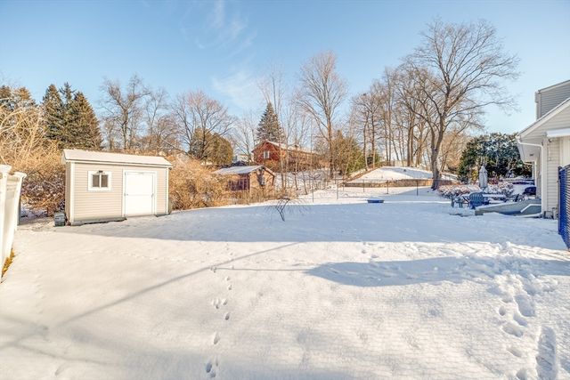 147 Sheehan Drive, Holyoke, MA 01040