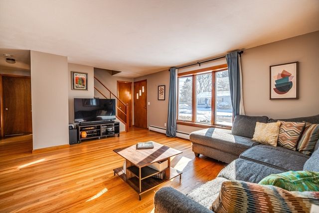 147 Sheehan Drive, Holyoke, MA 01040