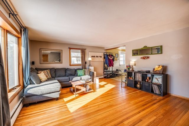 147 Sheehan Drive, Holyoke, MA 01040