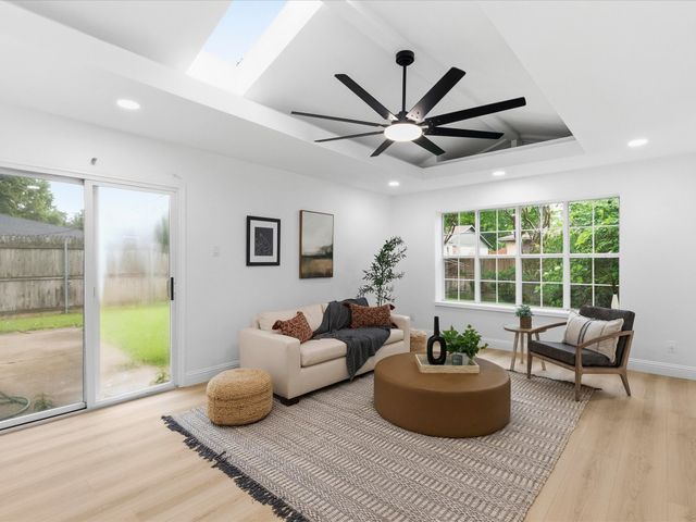 6 Collins Court, Richardson, TX 75081