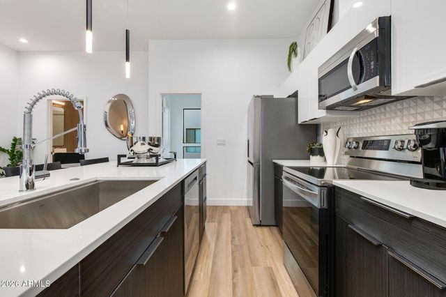 4220 N 32ND Street 14, Phoenix, AZ 85018