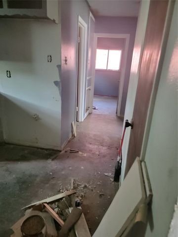 4805 Alandale Drive, Forest Hill, TX 76119