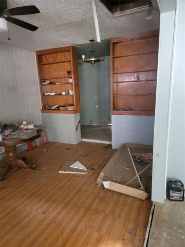 4805 Alandale Drive, Forest Hill, TX 76119