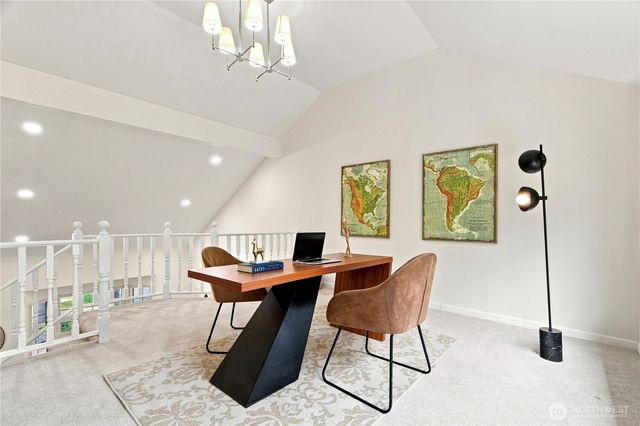 24528 SE 43rd Place, Issaquah, WA 98029
