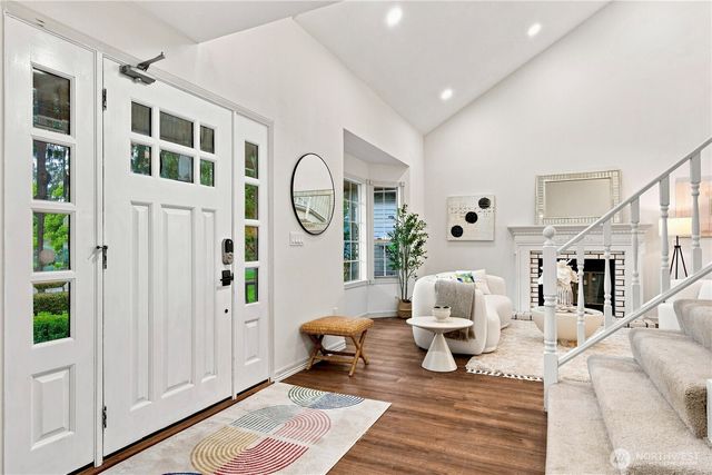 24528 SE 43rd Place, Issaquah, WA 98029