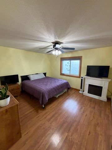 513 Homestead Road, Mankato, MN 56001