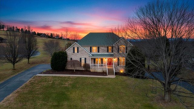 185 Walnut Manor DR, Fincastle, VA 24090