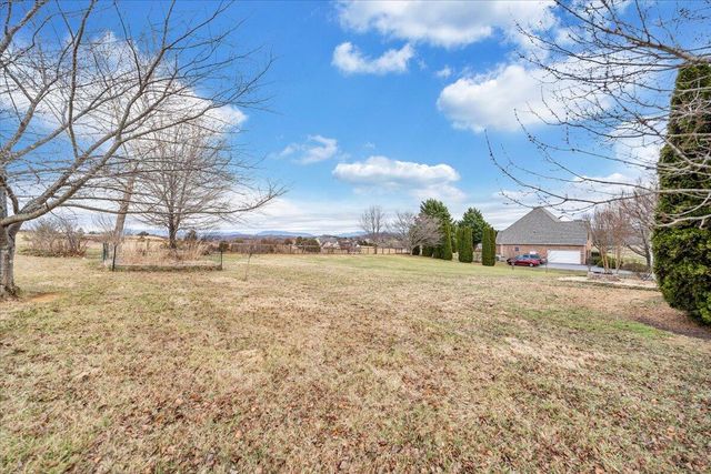 185 Walnut Manor DR, Fincastle, VA 24090