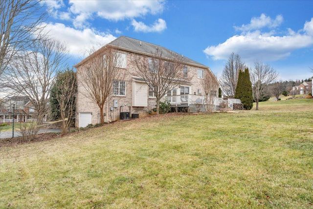 185 Walnut Manor DR, Fincastle, VA 24090