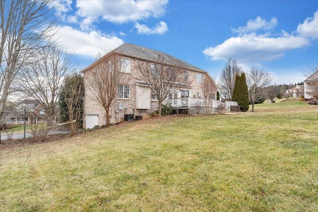 185 Walnut Manor DR, Fincastle, VA 24090