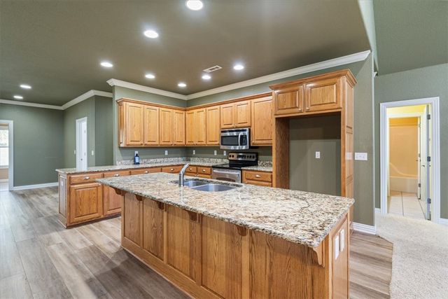 141 Hawn Avenue, Huntsville, AR 72740