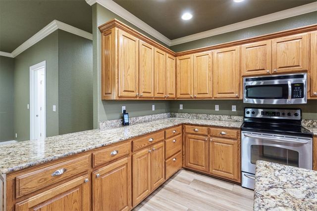 141 Hawn Avenue, Huntsville, AR 72740