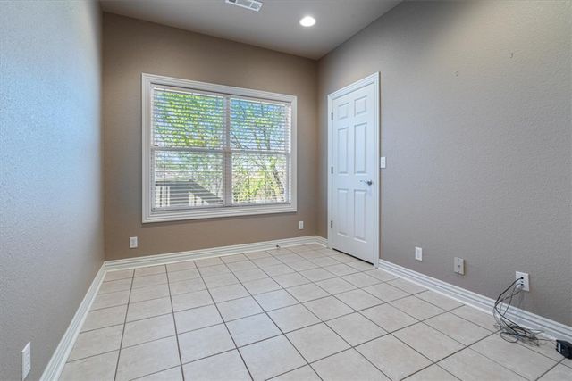 141 Hawn Avenue, Huntsville, AR 72740