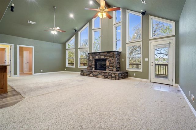 141 Hawn Avenue, Huntsville, AR 72740