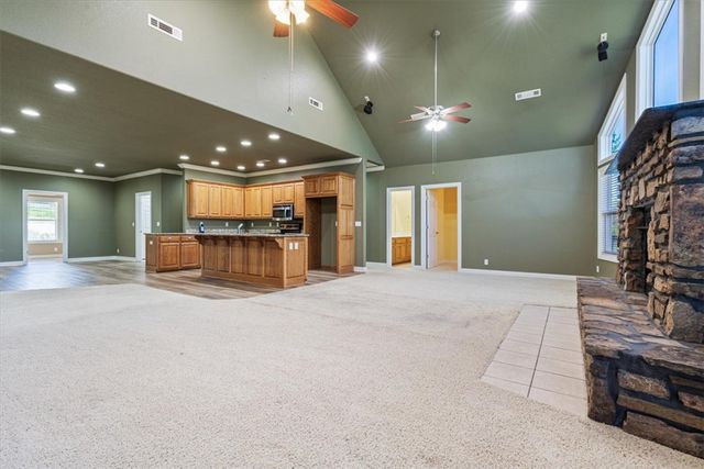 141 Hawn Avenue, Huntsville, AR 72740