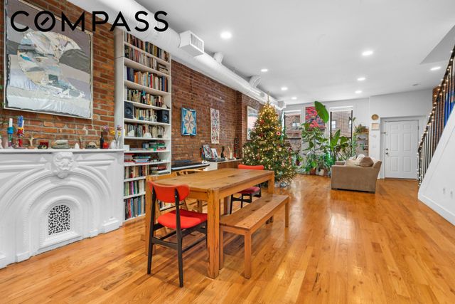 962 Gates Avenue, New York City, NY 11221