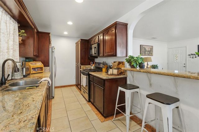 3818 N Ogden Way, Riverside, CA 92501