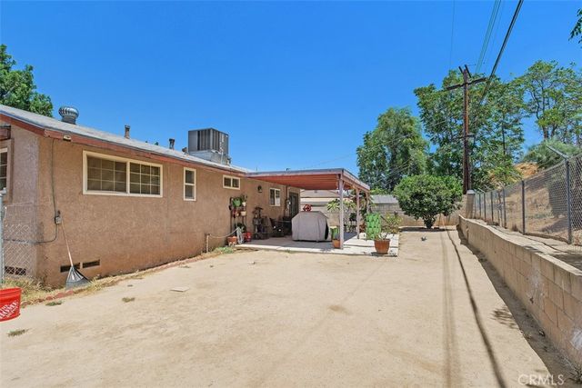 3818 N Ogden Way, Riverside, CA 92501