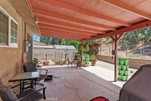3818 N Ogden Way, Riverside, CA 92501
