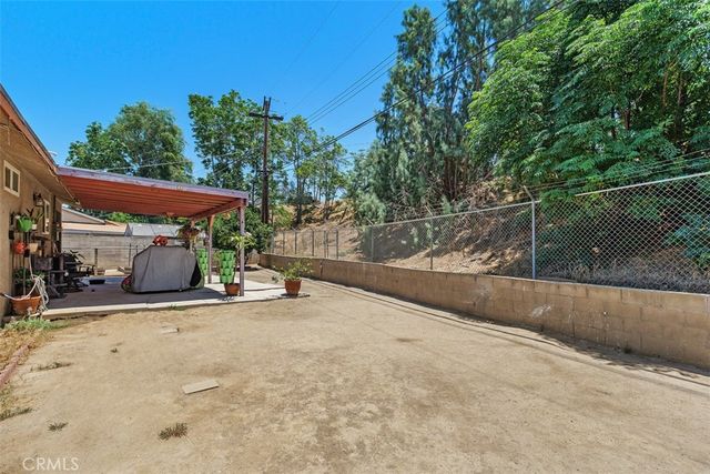 3818 N Ogden Way, Riverside, CA 92501