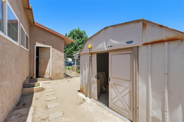 3818 N Ogden Way, Riverside, CA 92501