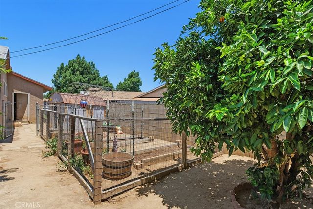 3818 N Ogden Way, Riverside, CA 92501