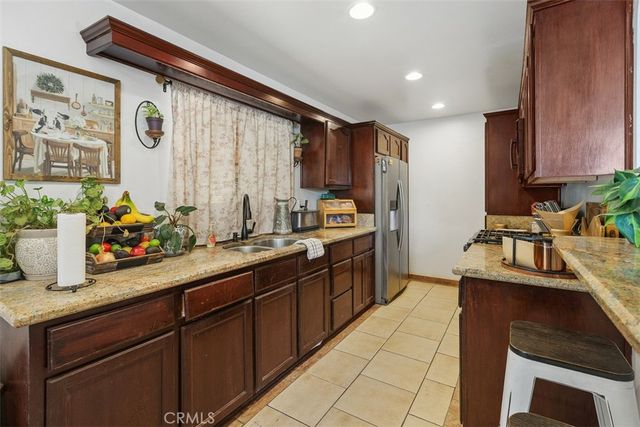 3818 N Ogden Way, Riverside, CA 92501