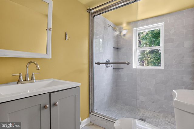 3207 RANDALL RD, Suitland, MD 20746
