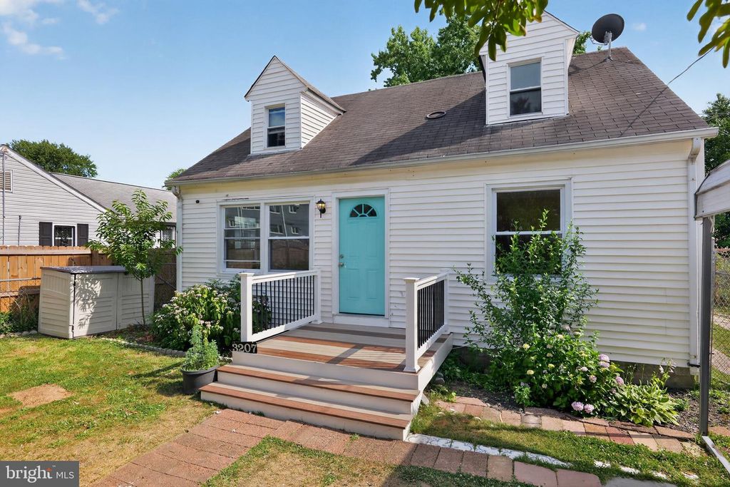 3207 RANDALL RD, Suitland, MD 20746