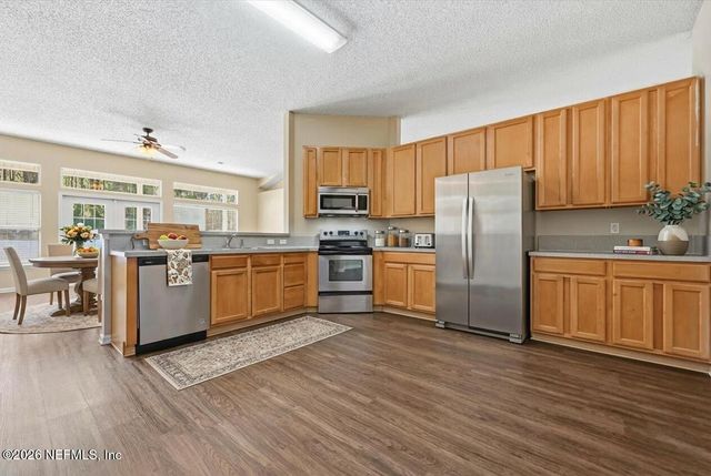 23856 FLORA PARKE Boulevard, Fernandina Beach, FL 32034