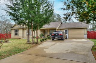 10610 Royal Adrian Drive, Conroe, TX 77303