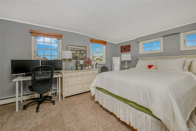 9 W Orlando Street, Massapequa, NY 11758