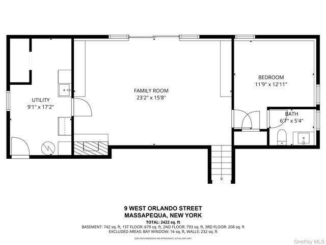 9 W Orlando Street, Massapequa, NY 11758