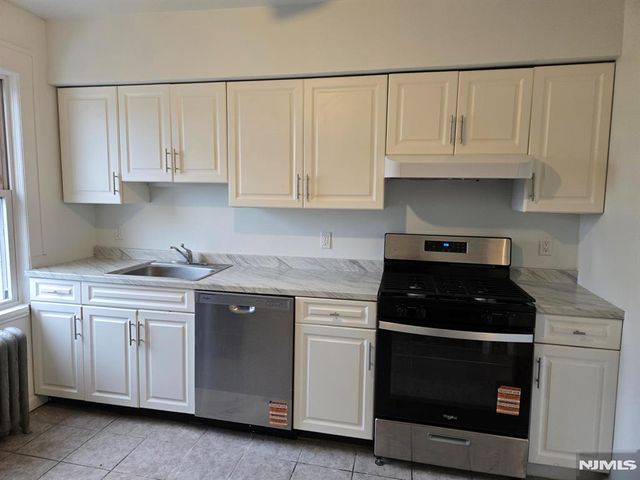 508 Broad Avenue 2FL Residenc, Ridgefield, NJ 07657