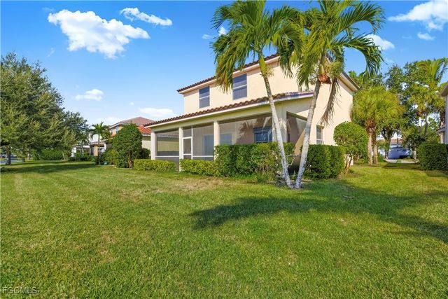 2524 Keystone Lake DR, Cape Coral, FL 33909