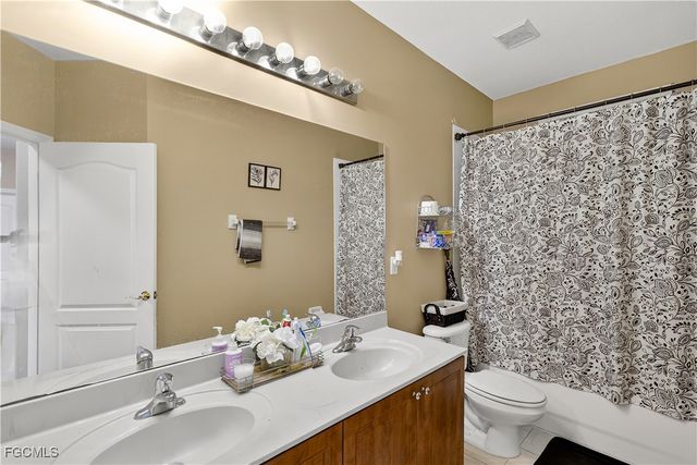 2524 Keystone Lake DR, Cape Coral, FL 33909