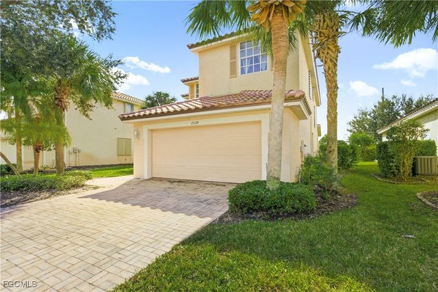 2524 Keystone Lake DR, Cape Coral, FL 33909