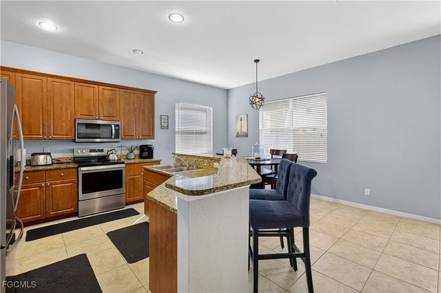 2524 Keystone Lake DR, Cape Coral, FL 33909