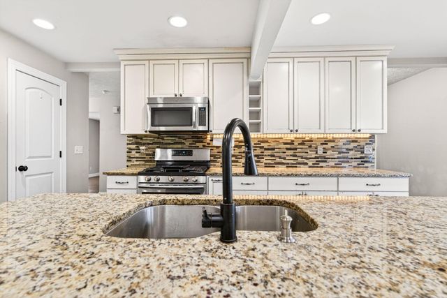 4427 Landmark Road, Groveport, OH 43125