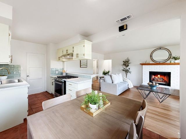 625 Gilroy Drive, Capitola, CA 95010