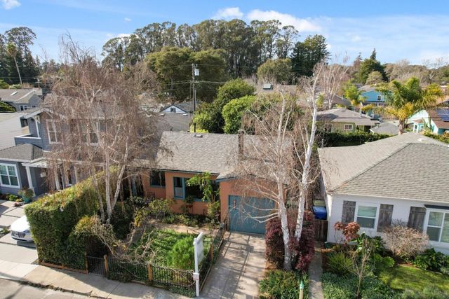 625 Gilroy Drive, Capitola, CA 95010