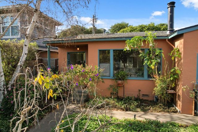 625 Gilroy Drive, Capitola, CA 95010