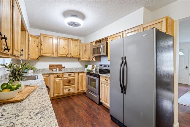 505 3rd Avenue, Gravette, AR 72736